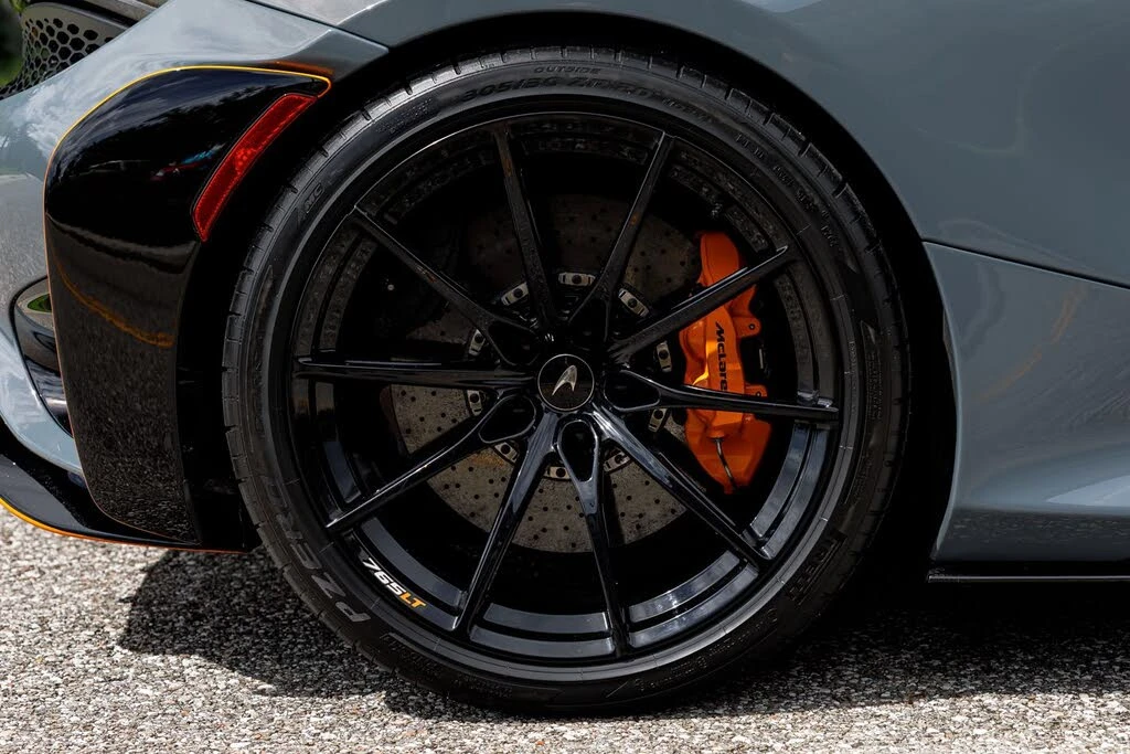 2022 McLaren 765LT Spider - Image 20 of 31