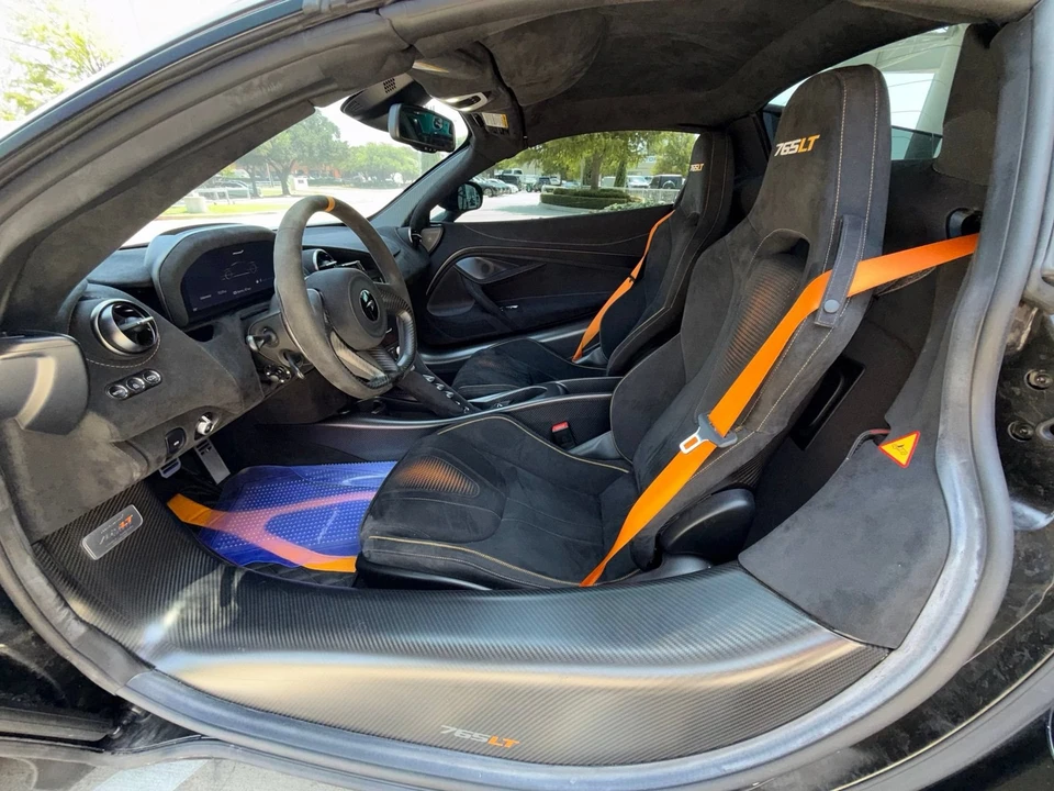 2022 McLaren 765LT Spider - Image 15 of 18