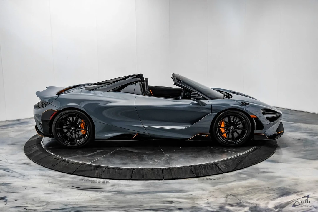 2022 McLaren 765LT Spider - Image 28 of 31