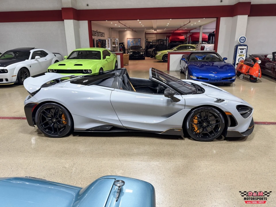 2022 McLaren 765LT Spider - Image 7 of 21