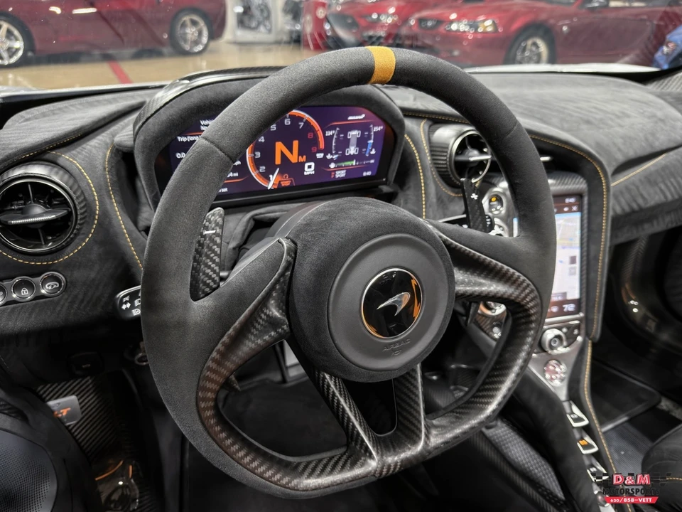 2022 McLaren 765LT Spider - Image 11 of 21