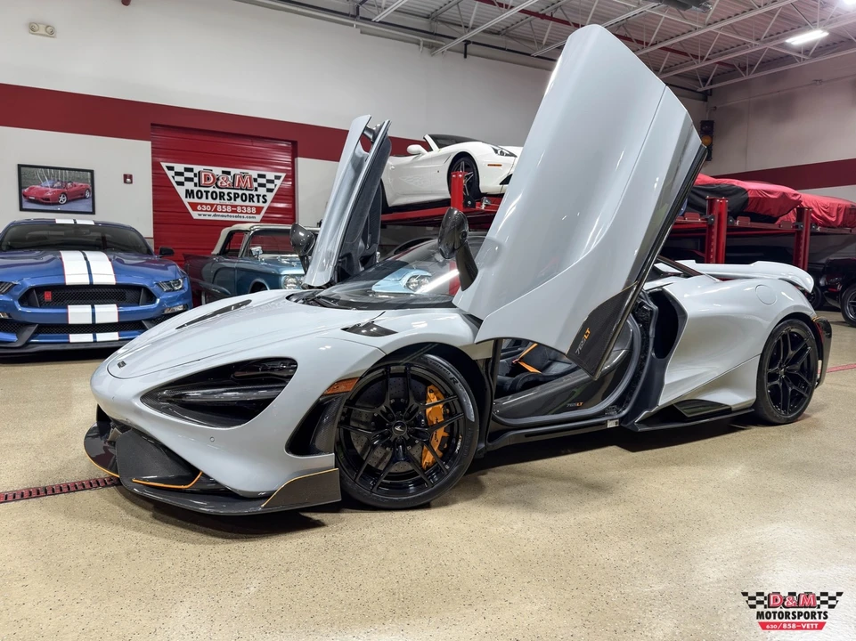 2022 McLaren 765LT Spider - Image 2 of 21