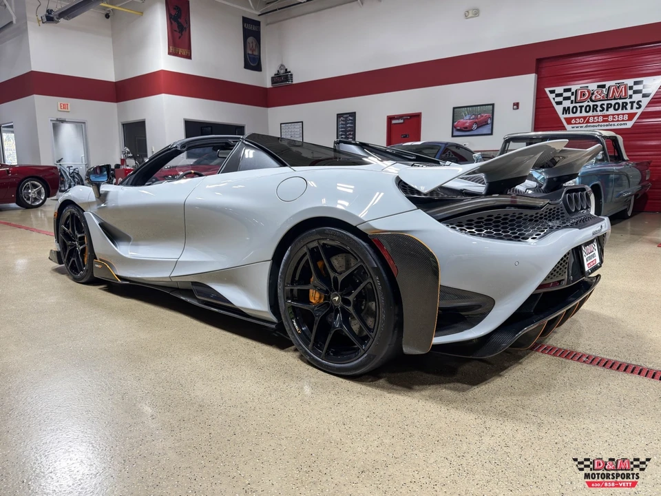 2022 McLaren 765LT Spider - Image 3 of 21