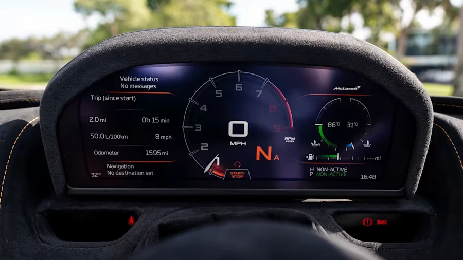 2022 McLaren 765LT Spider - Image 23 of 31