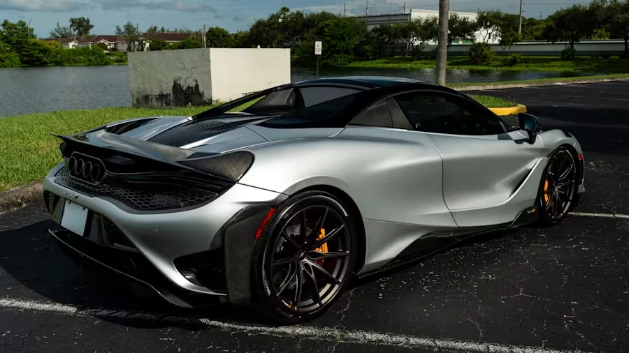 2022 McLaren 765LT Spider - Image 3 of 31