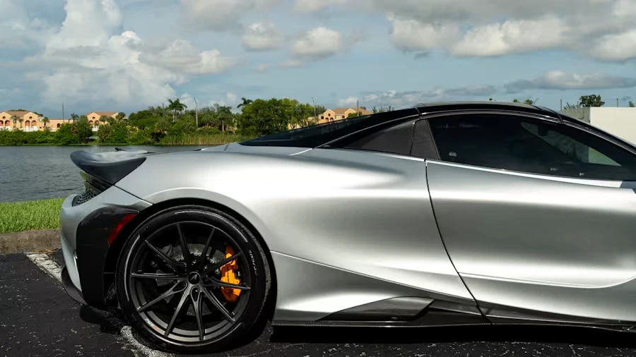 2022 McLaren 765LT Spider - Image 12 of 31