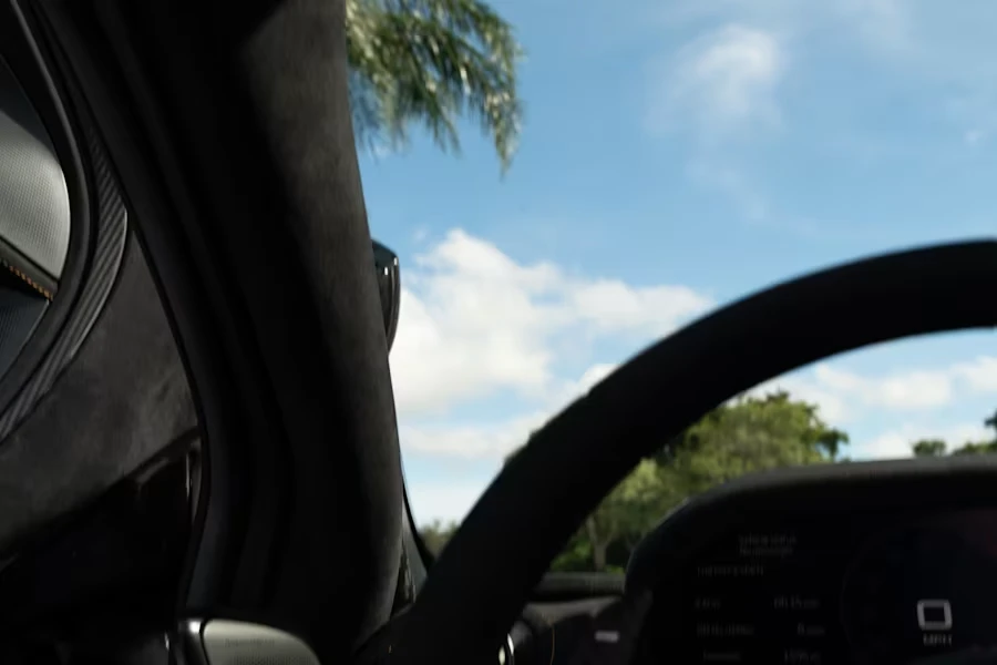 2022 McLaren 765LT Spider - Image 24 of 31