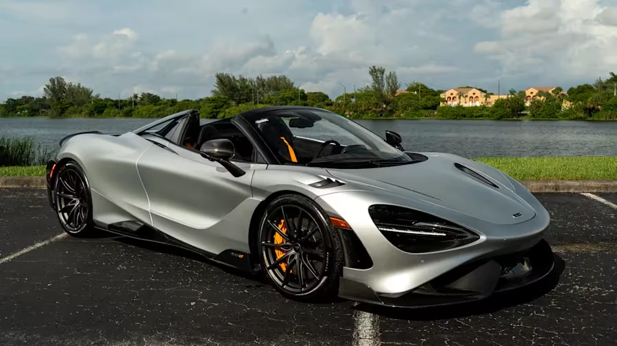 2022 McLaren 765LT Spider - Image 16 of 31