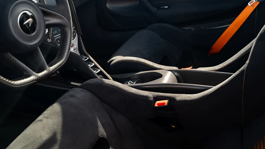 2022 McLaren 765LT Spider - Image 22 of 31