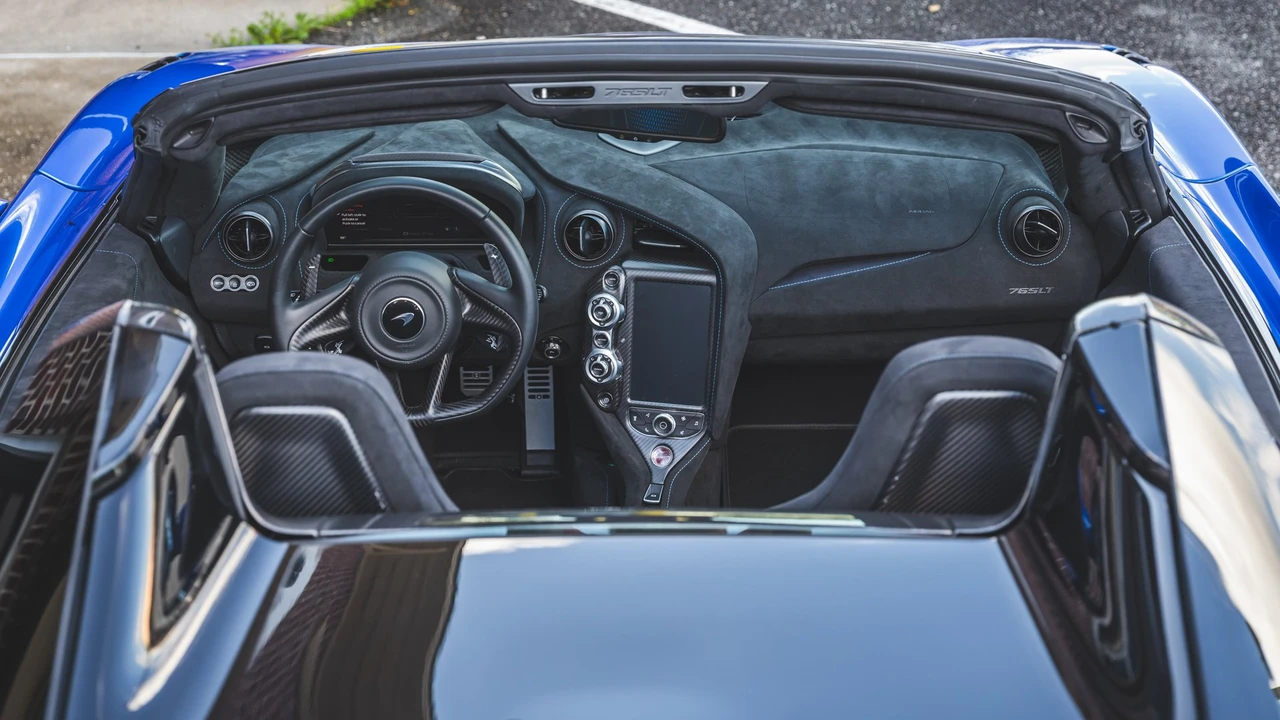 2022 McLaren 765LT Spider - Image 17 of 21