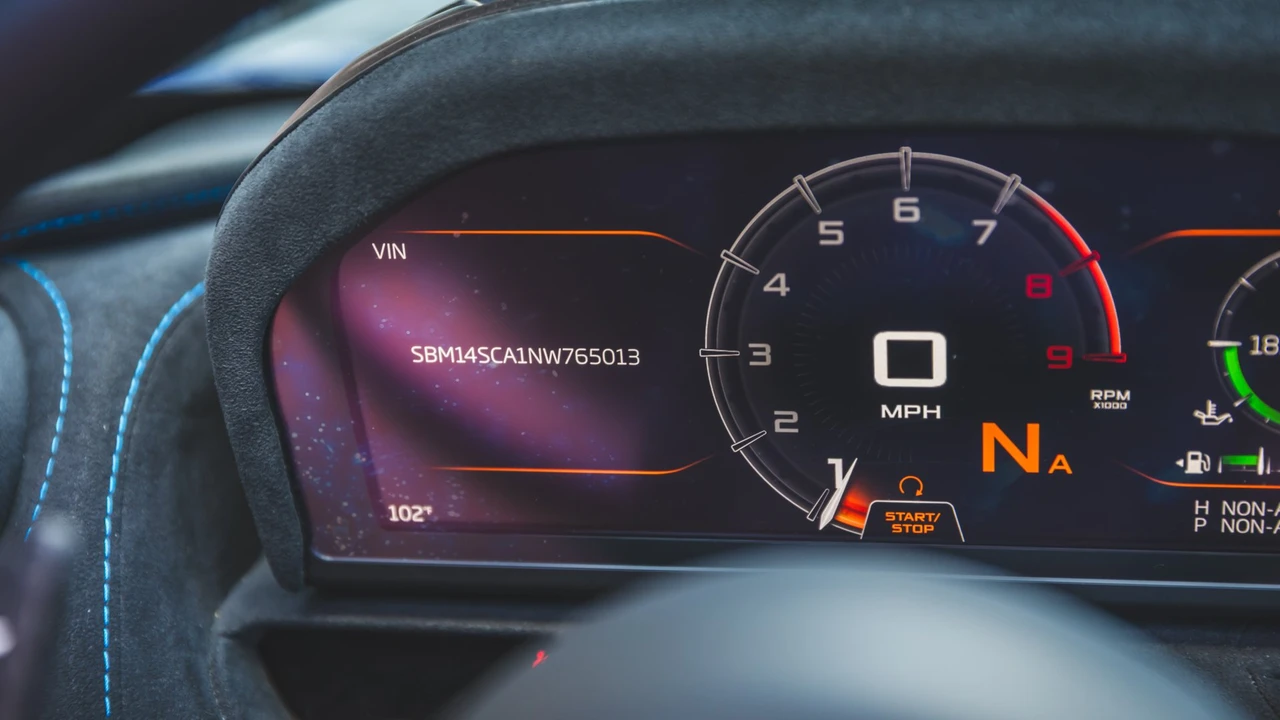 2022 McLaren 765LT Spider - Image 14 of 21