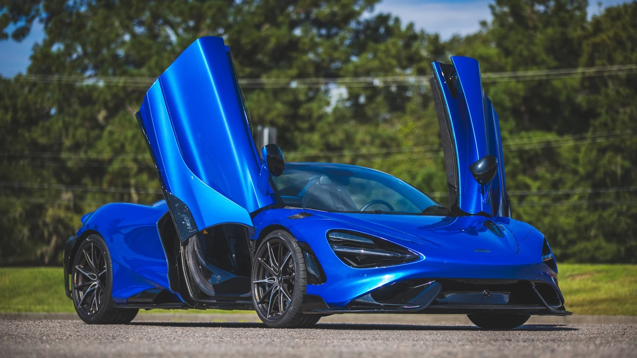 2022 McLaren 765LT Spider - Image 7 of 21
