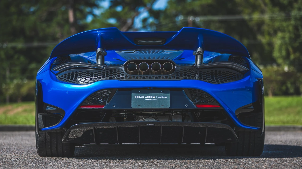 2022 McLaren 765LT Spider - Image 2 of 21
