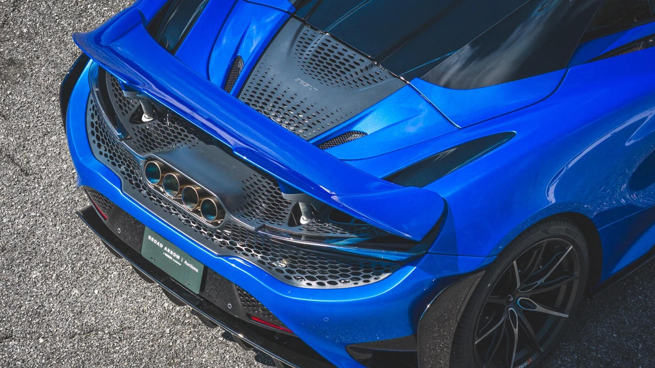 2022 McLaren 765LT Spider - Image 18 of 21