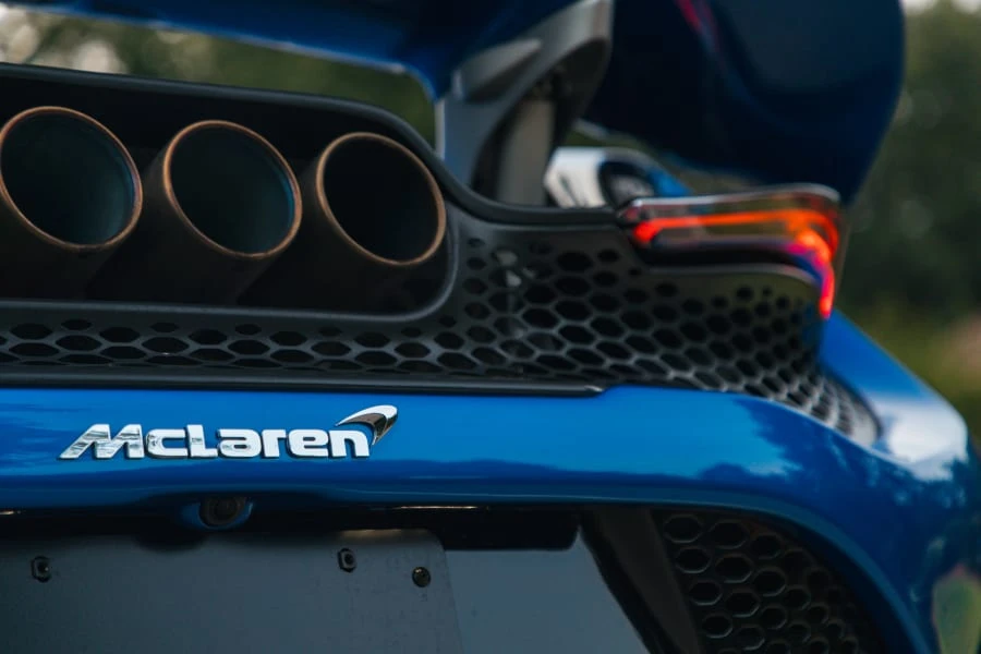 2022 McLaren 765LT Spider - Image 25 of 31