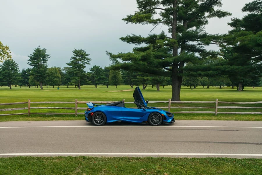 2022 McLaren 765LT Spider - Image 17 of 31