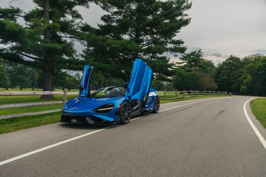 2022 McLaren 765LT Spider - Image 2 of 31