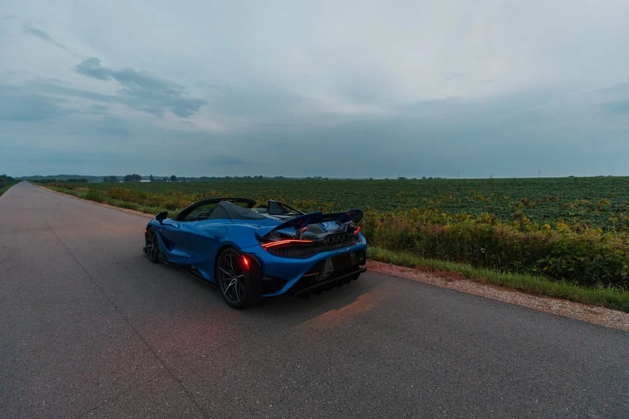 2022 McLaren 765LT Spider - Image 15 of 31
