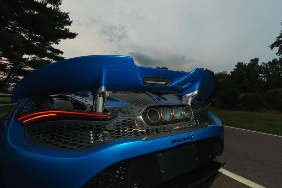 2022 McLaren 765LT Spider - Image 28 of 31