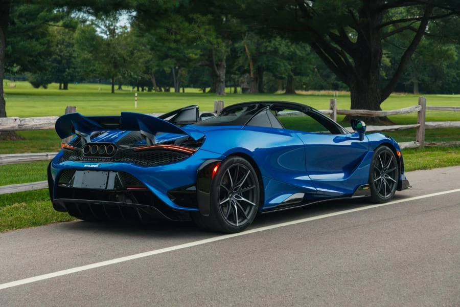 2022 McLaren 765LT Spider - Image 27 of 31