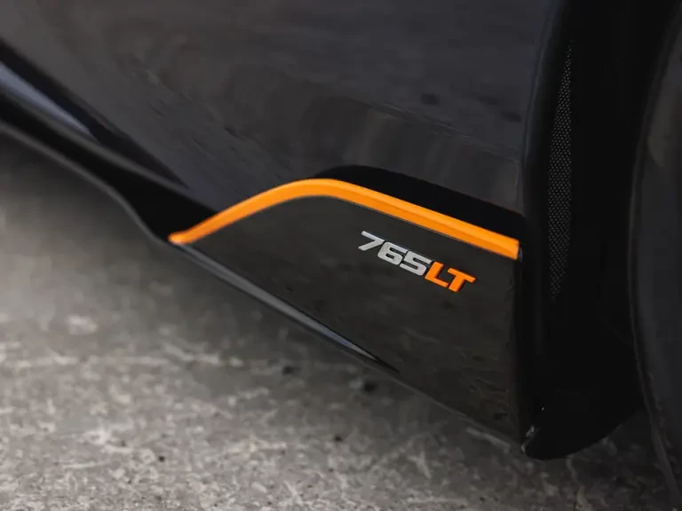 2022 McLaren 765LT Spider - Image 24 of 31