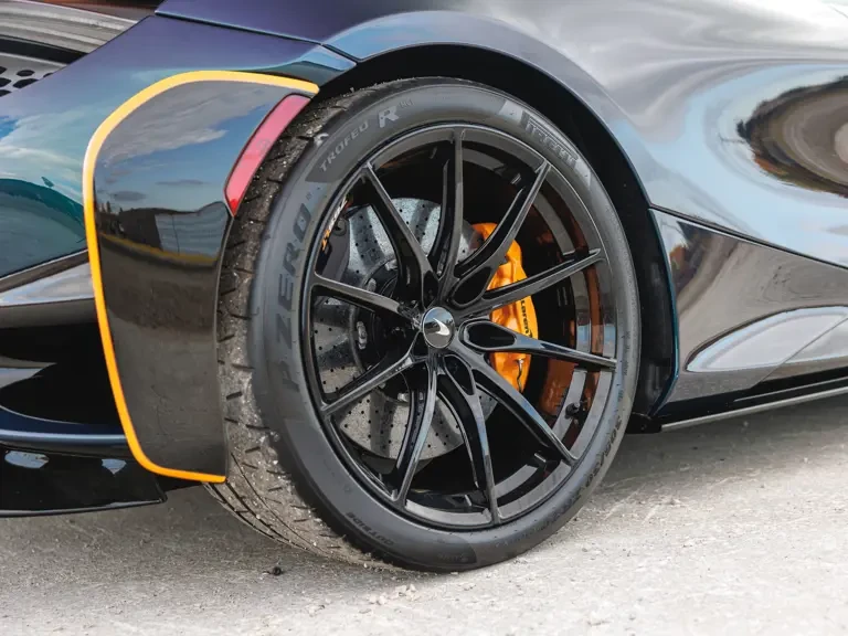 2022 McLaren 765LT Spider - Image 30 of 31