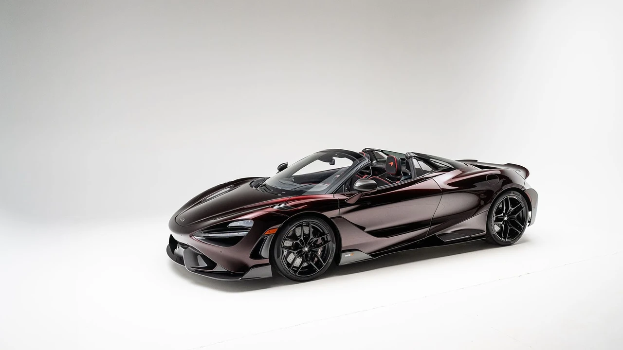 2022 McLaren 765LT Spider - Image 17 of 31