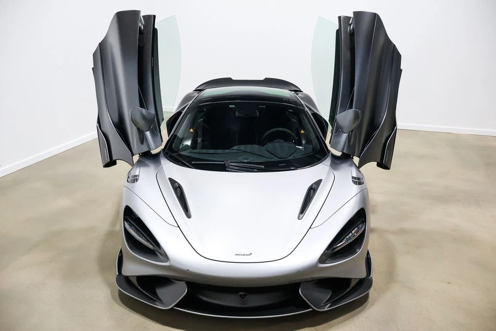2022 McLaren 765LT Spider - Image 18 of 24