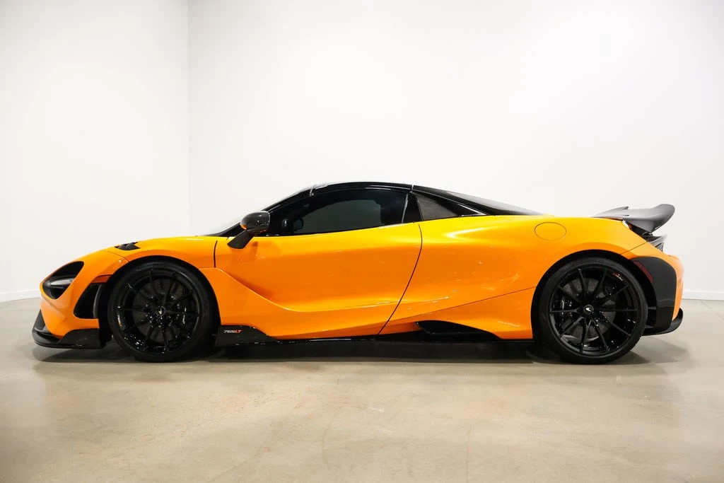 2022 McLaren 765LT Spider - Image 19 of 21