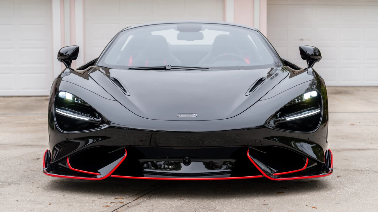 2022 McLaren 765LT Spider - Image 3 of 31