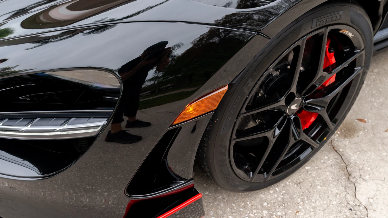 2022 McLaren 765LT Spider - Image 21 of 31