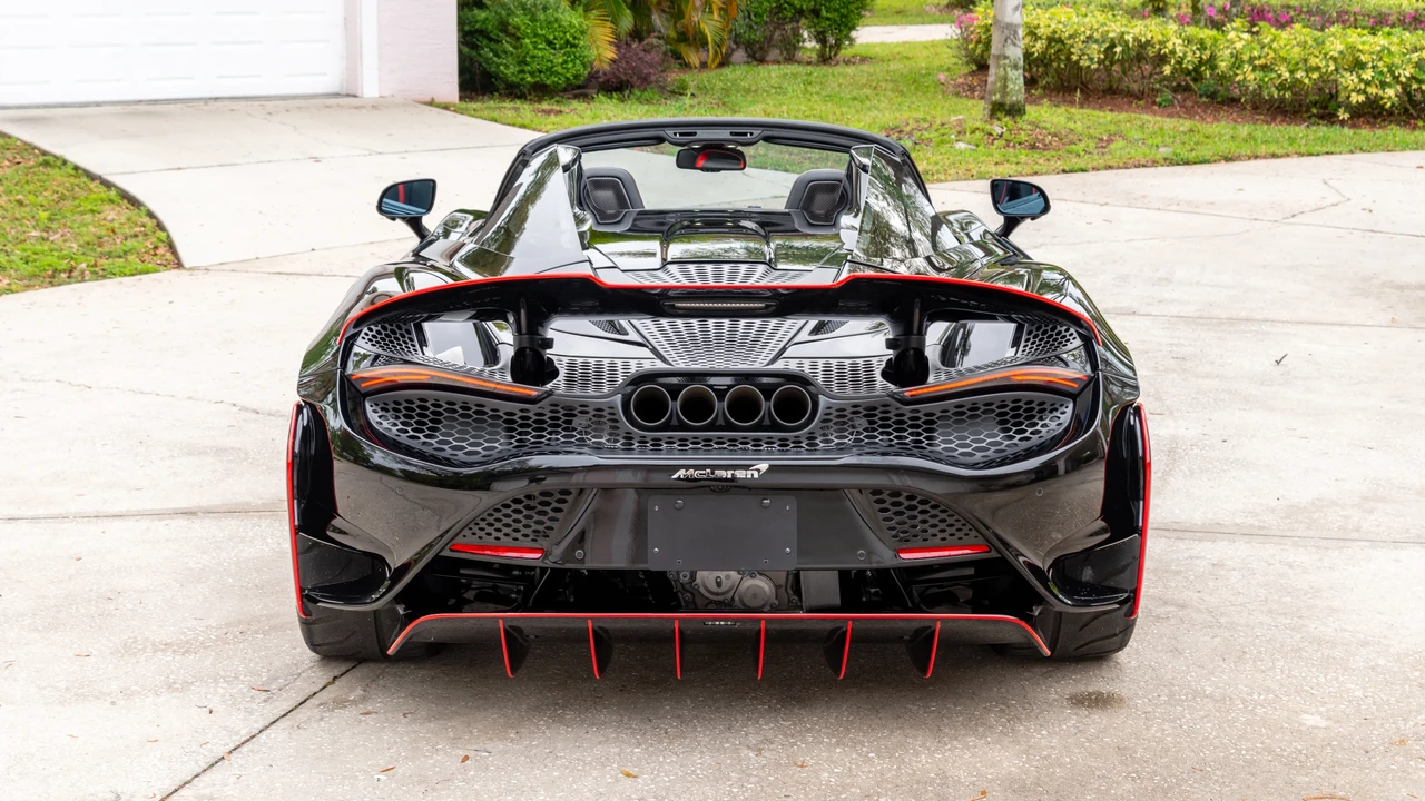 2022 McLaren 765LT Spider - Image 6 of 31