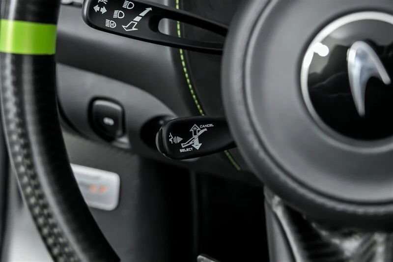 2022 McLaren 765LT Spider - Image 29 of 31