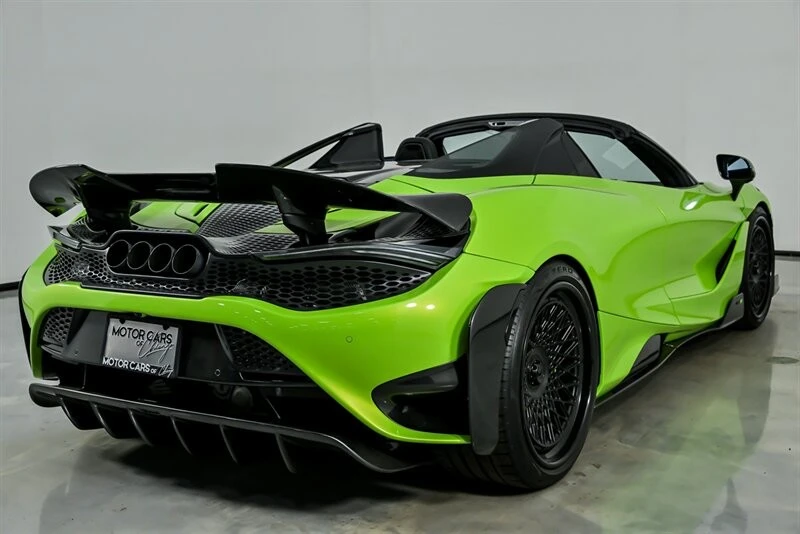2022 McLaren 765LT Spider - Image 14 of 21