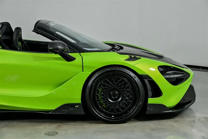 2022 McLaren 765LT Spider - Image 17 of 21