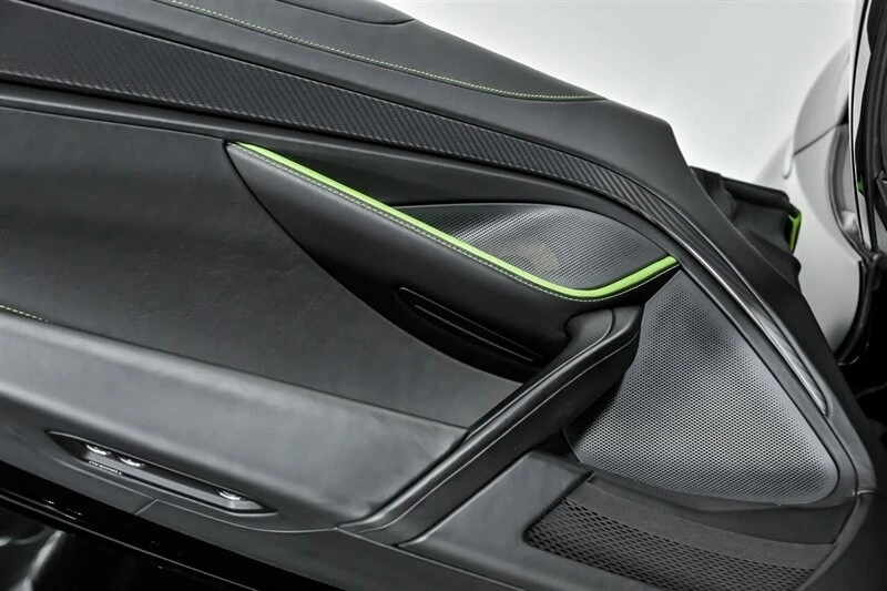 2022 McLaren 765LT Spider - Image 18 of 21