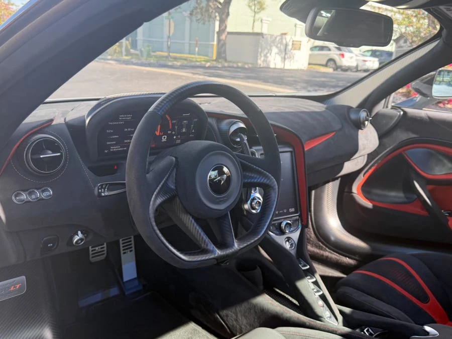 2022 McLaren 765LT Spider - Image 11 of 14