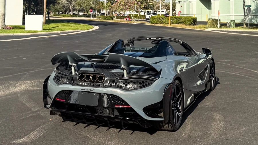 2022 McLaren 765LT Spider - Image 3 of 14