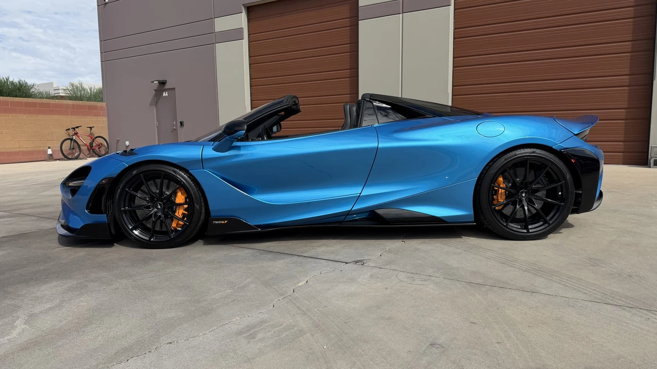 2022 McLaren 765LT Spider - Image 5 of 31