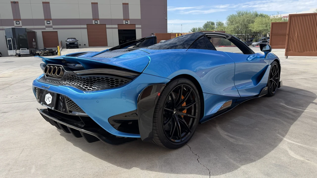 2022 McLaren 765LT Spider - Image 9 of 31