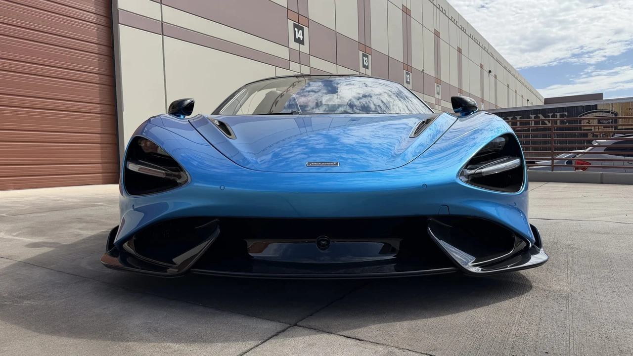 2022 McLaren 765LT Spider - Image 13 of 31
