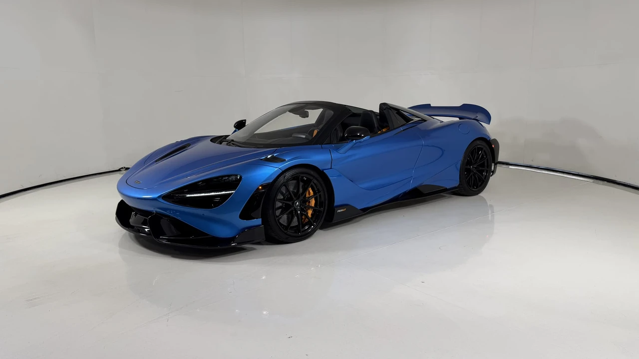 2022 McLaren 765LT Spider - Image 14 of 31