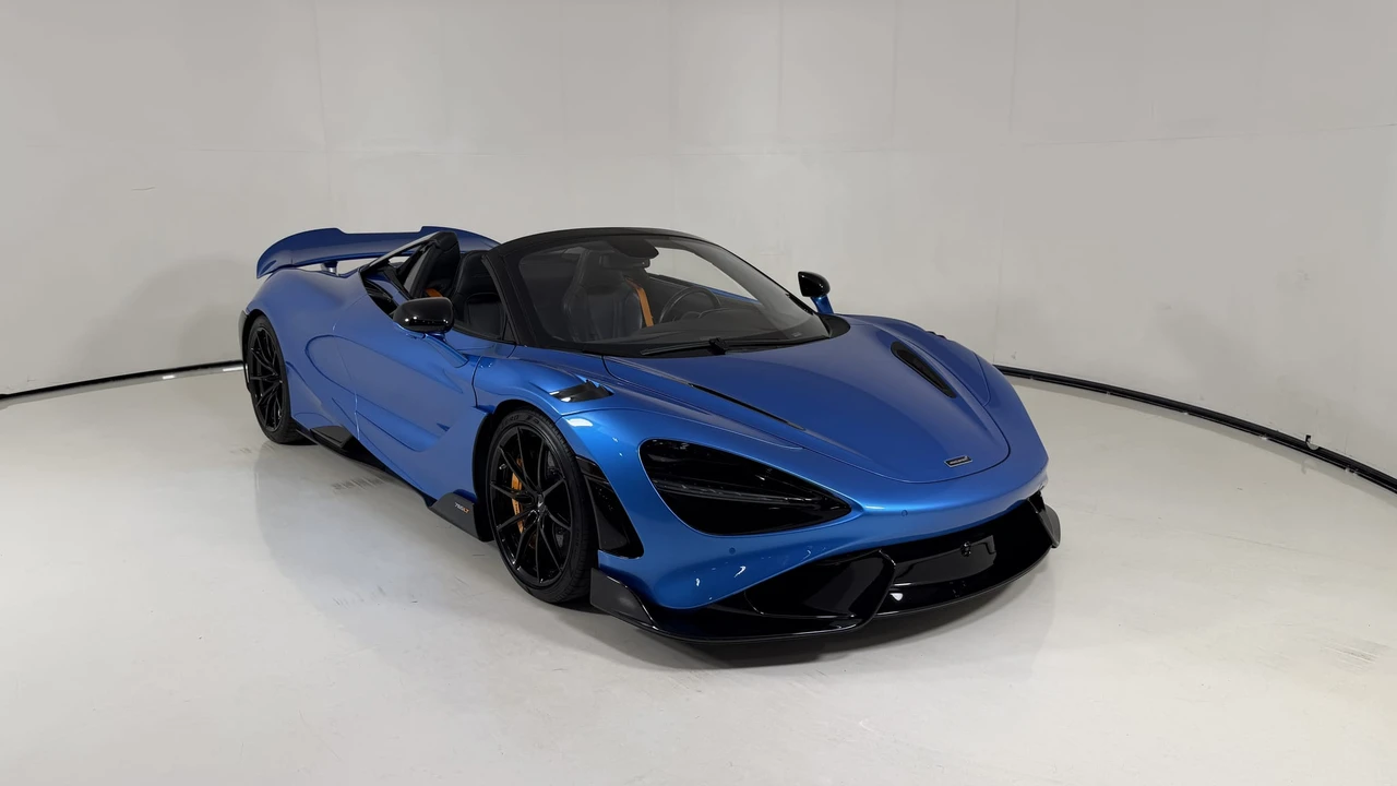2022 McLaren 765LT Spider - Image 24 of 31