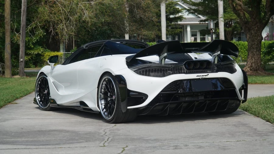 2022 McLaren 765LT Spider - Image 14 of 31