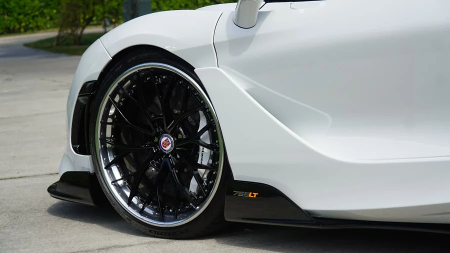 2022 McLaren 765LT Spider - Image 29 of 31