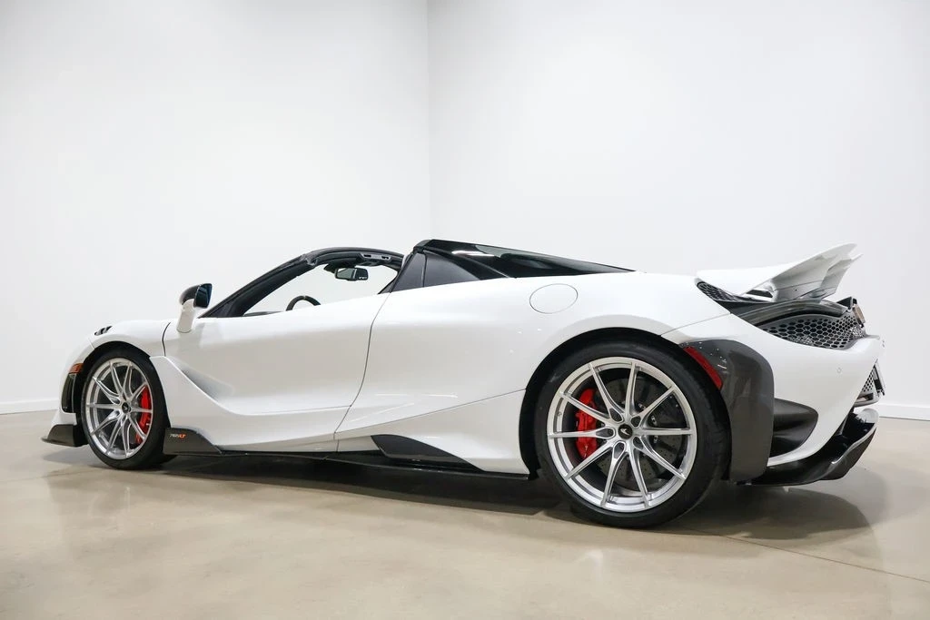 2022 McLaren 765LT Spider - Image 18 of 21
