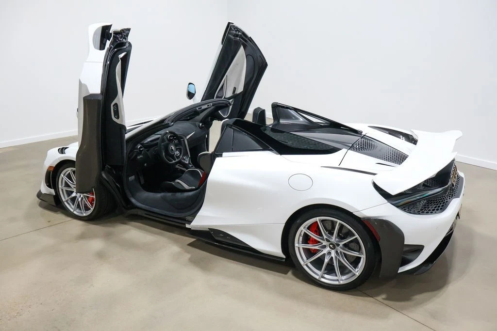 2022 McLaren 765LT Spider - Image 20 of 21