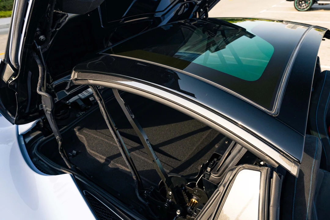 2022 McLaren 765LT Spider - Image 22 of 31