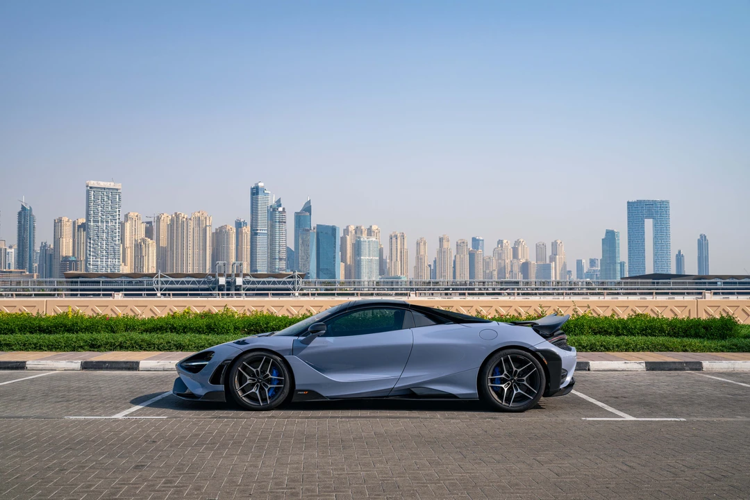2022 McLaren 765LT Spider - Image 8 of 31