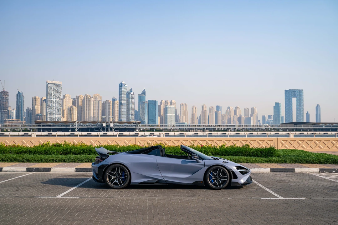 2022 McLaren 765LT Spider - Image 4 of 31